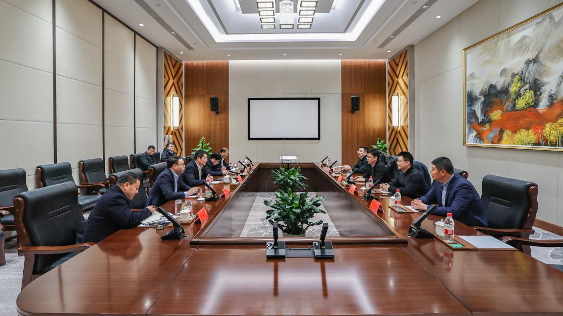 集團(tuán)多個項(xiàng)目集中簽約，LNG產(chǎn)業(yè)鏈發(fā)展再添動力.jpg
