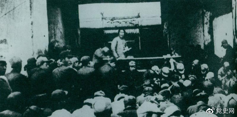 1935年12月27日，毛澤東在陜北瓦窯堡黨的活動分子會議上作《論反對日本帝國主義的策略》報告。